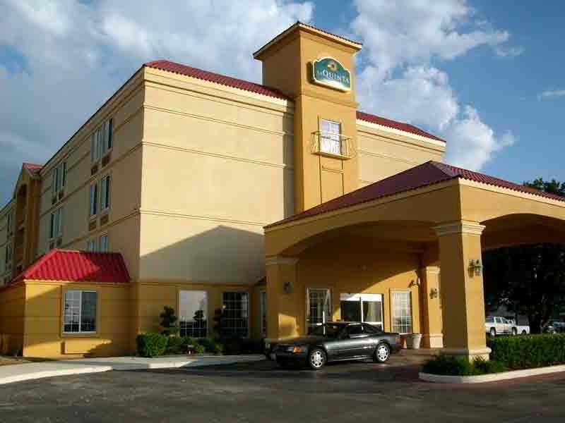 La Quinta Inn & Suites Tulsa Exteriér fotografie