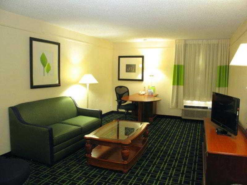 La Quinta Inn & Suites Tulsa Pokoj fotografie