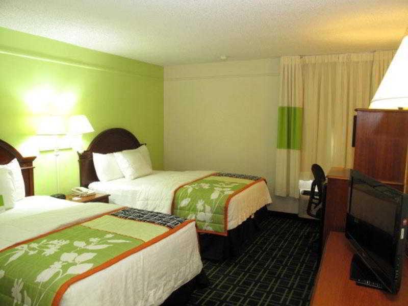 La Quinta Inn & Suites Tulsa Pokoj fotografie