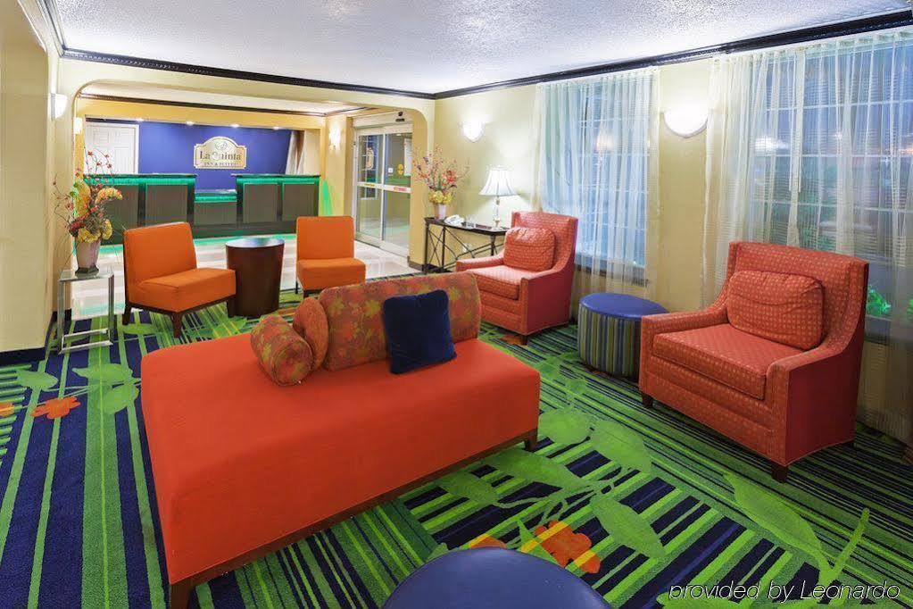 La Quinta Inn & Suites Tulsa Exteriér fotografie